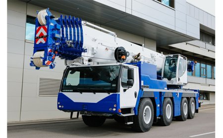 Snell Crane Service elevates its standards by employing a Liebherr LTM 1120-4.1 mobile crane