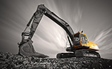 Recent Developments in the Worldwide Excavator Market