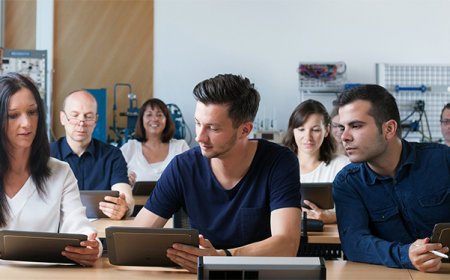 Gain an Early Advantage with Training Courses Offered by the Bosch Rexroth Academy