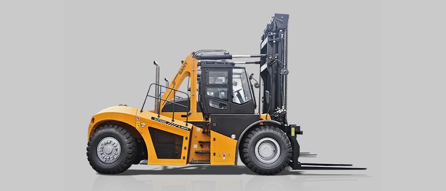 Empowering Success With A 28 - 35T Forklift Truck