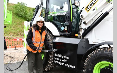 The Energy Secretary Finds Inspiration In JCB's Innovation With Hydrogen Engines