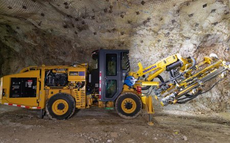 Komatsu Introduces Battery-Powered Models Of Drilling And Bolting Rigs
