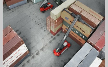 Kalmar Is Set To Provide Maritime Transport With Eight Eco Reach stackers