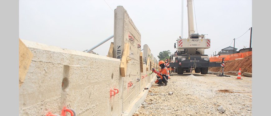 Terex Rough Terrain Cranes Bolster Construction Of Abidjan Metro