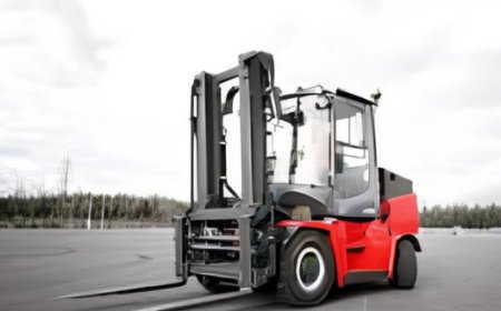 Importance of Forklifts in Container Handling