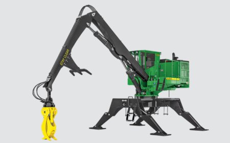 The 337E Knuckleboom Loader enhances operations in mobile hydraulic forestry