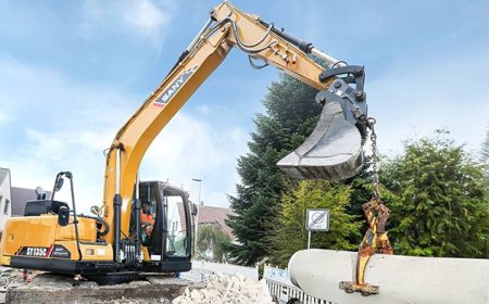 8 - 13.5T Small Excavator For Productive, Reliable And Comfortable