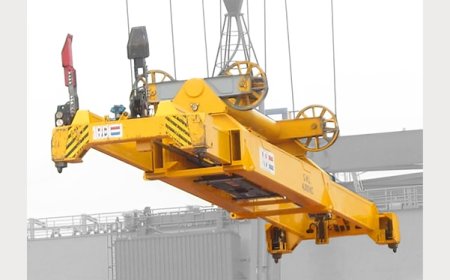 VDL Spreaders & AGV for Container Handling