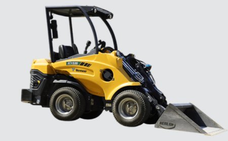 Compact Articulated Loaders