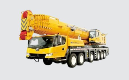 Does keeping the boom extended put extra strain on hydraulic cylinders and hoses?