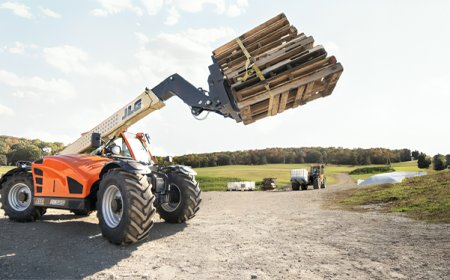 New JLG® 60-FT EC Articulating Boom Lift on Display at World of Concrete