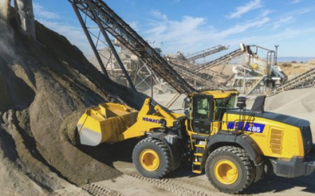 Komatsu introduces WA485-11 and WA475-11 wheel loaders