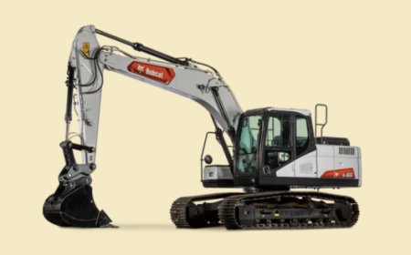 E165 - Large Excavator