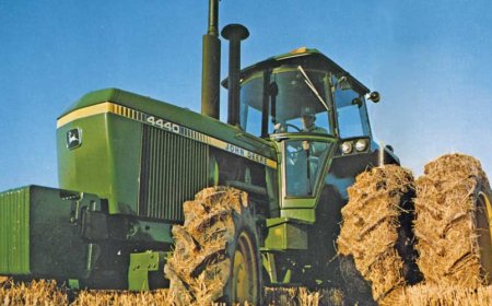 An ode to the John Deere 4440