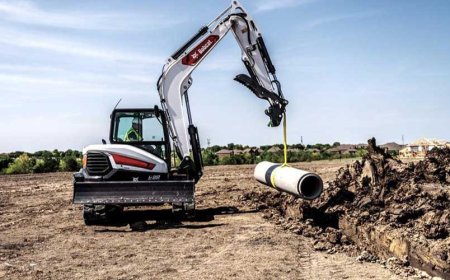 BOBCAT E88 COMPACT EXCAVATOR