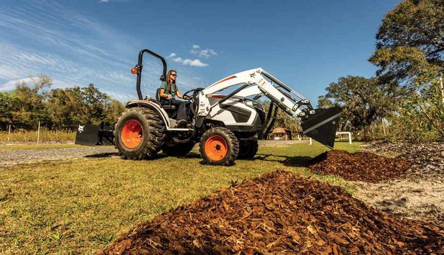 7 SIGNS THAT YOU SHOULD UPGRADE TO A NEW COMPACT TRACTOR