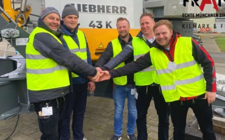 First new Liebherr 43 K fast-erecting crane goes to Zimmerei Frank in Munich