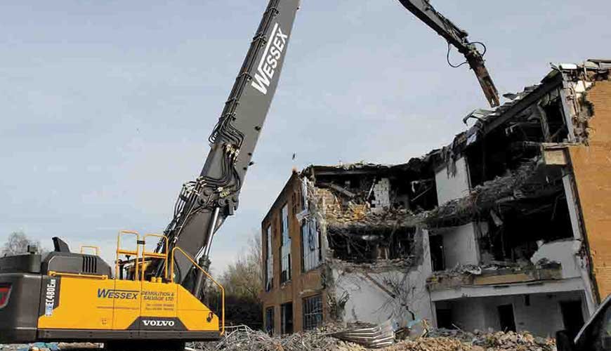 First EC480E High Reach goes to Wessex