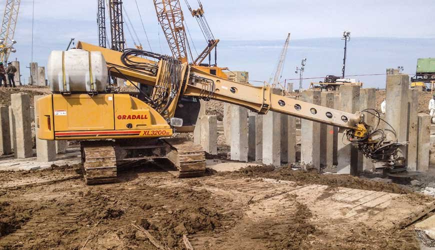 GRADALL XL 5200 V CRAWLER EXCAVATOR