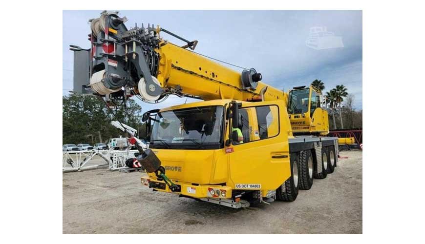 Grove Launches GMK4090 All-Terrain Taxi Crane