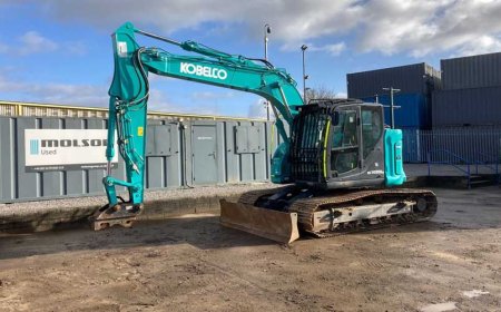 KOBELCO SK140SRLC-7 EXCAVATOR