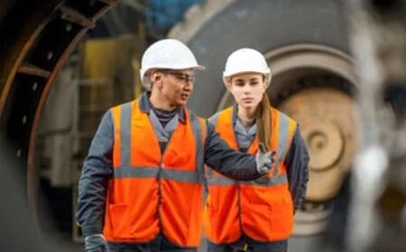 Certificate III in Mobile Plant Technology