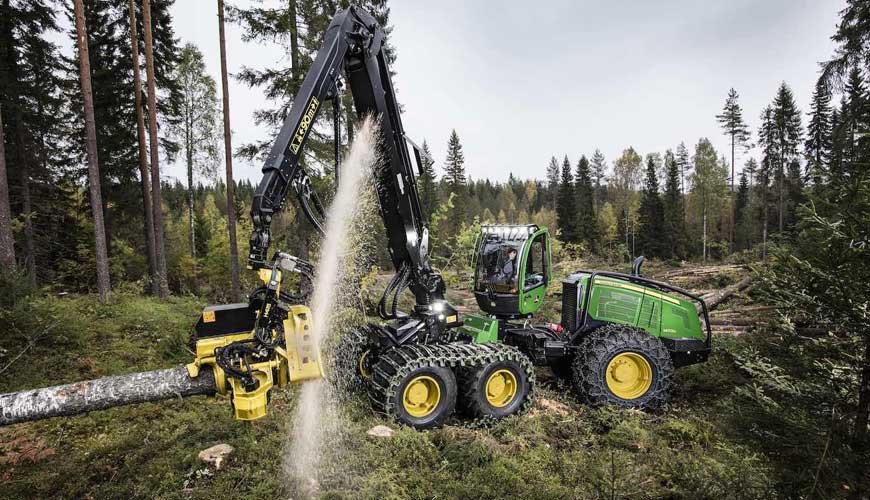 JOHN DEERE INTRODUCED SMOOTH BOOM CONTROL TECHNOLOGY