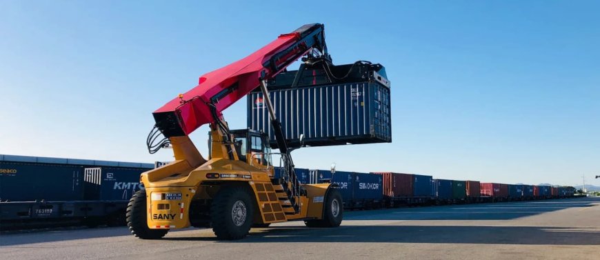 Stack Faster And Safer-Over 40T Reach Stacker