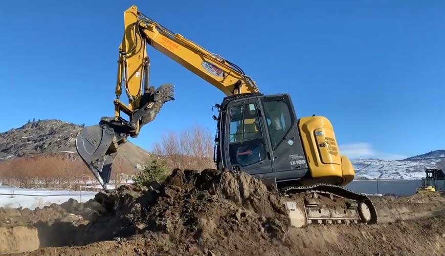 KOBELCO MULTIPURPOSE ED160BR-7 BLADE RUNNER
