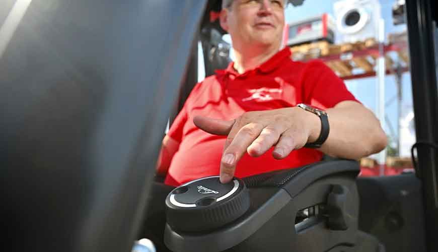 LINDE DRIVING CONTROL