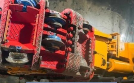 Poclain Powers China’s First Roll Cutter Rock Roadheader