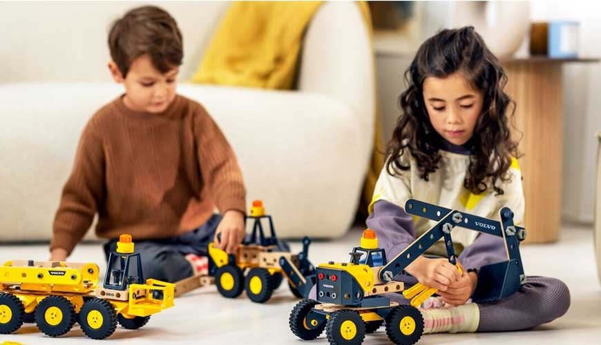 Partnership between Volvo CE and BRIO AB