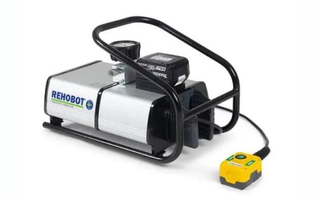 Rehobot Hydraulics's  new battery -powered hydraulic pump PEP70-2500MRV