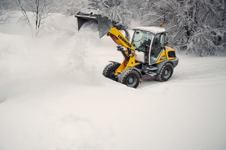 Focus on winter service: 5 powerful Liebherr wheel loaders built for snow and ice