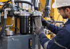 How does hydraulic filtration extend equipment llife?